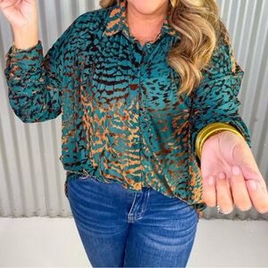 JODIFL Teal and Rust Burnout Velvet Button Down Shirt - S